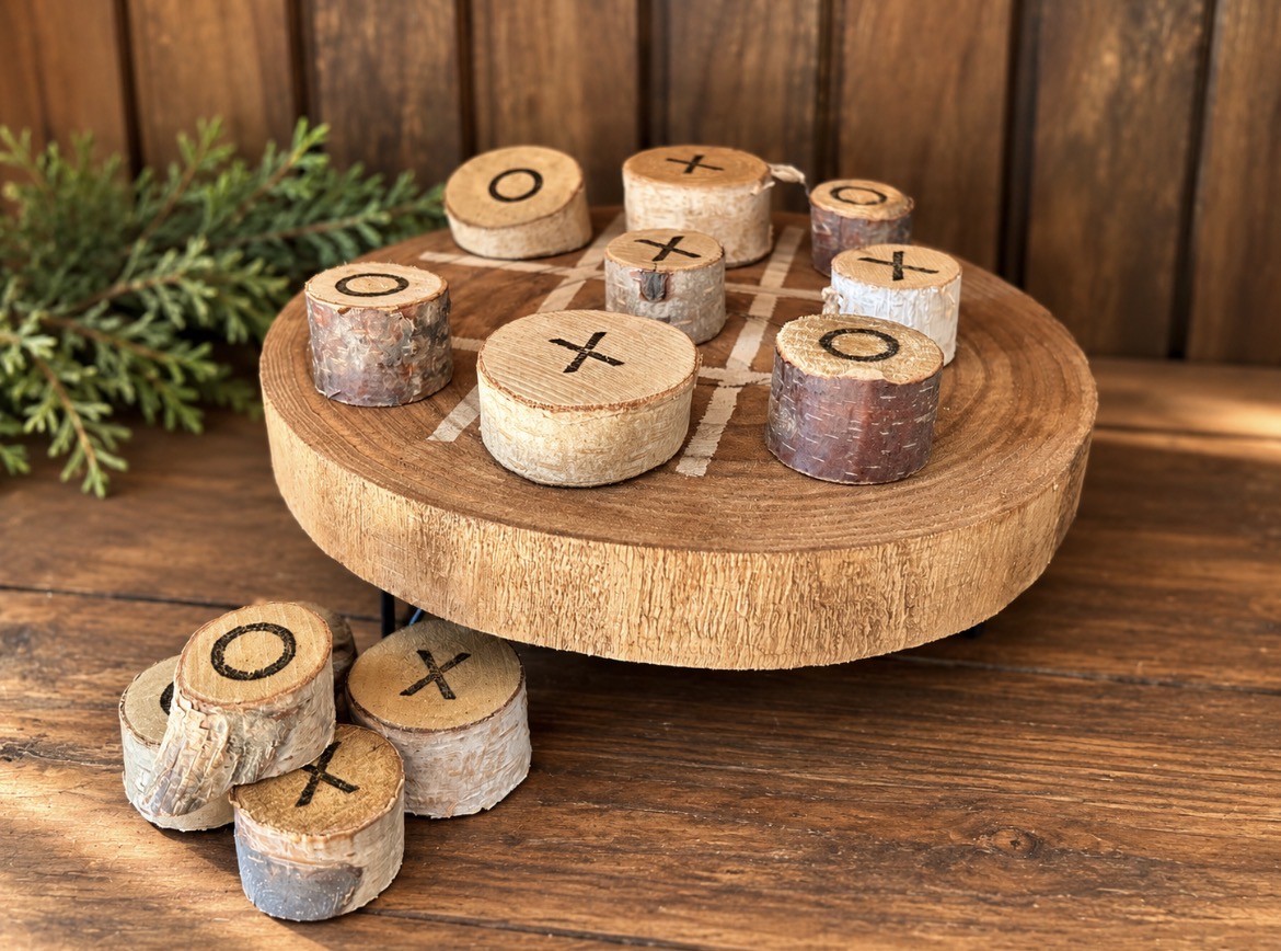 Tic Tac Toe with Stand